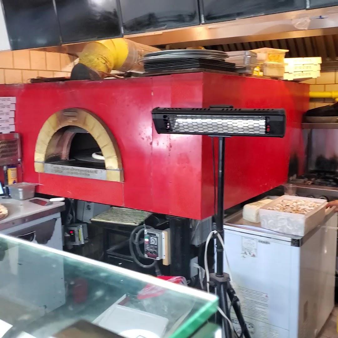 La Casa Del Panuozzo and brick oven pizza